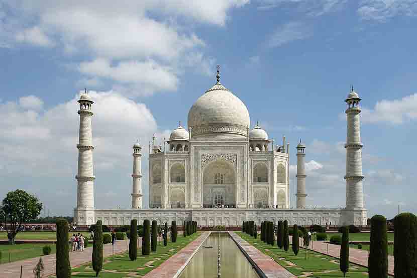 http://vsnews.co.in/upload/2017-12-07/34605786tajmahal.jpg