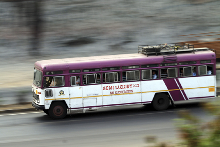 http://vsnews.co.in/upload/2018-02-16/1094562427ST-Bus-MSRTC_Semi_Luxury.jpg