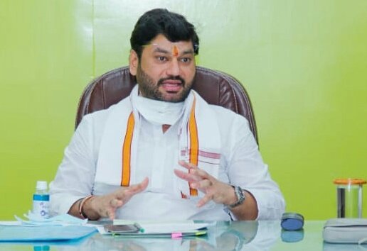 http://vsnews.co.in/upload/2020-05-01/395646075Dhananjay-Munde-1.jpg